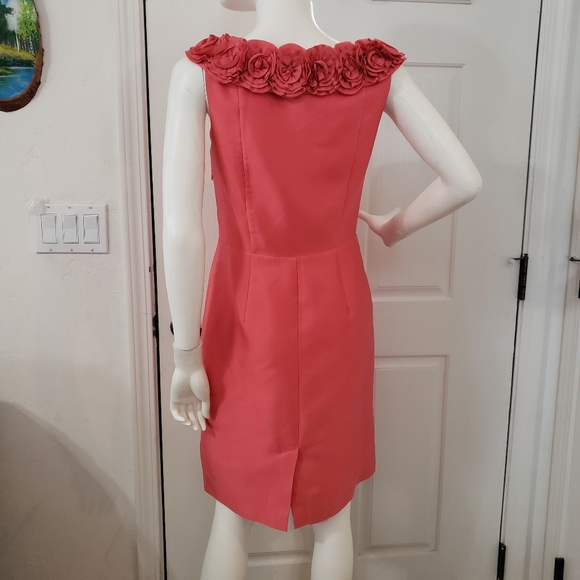 Boden Midi Dress in Elegant Pink with Floral Neckline - Picture 7 of 11